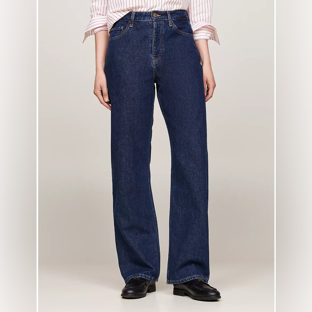 Tommy Hilfiger Mid-Rise Loose Straight Fit Women’s Jeans